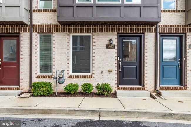 Building Photo - 1502 Trafalgar Ln