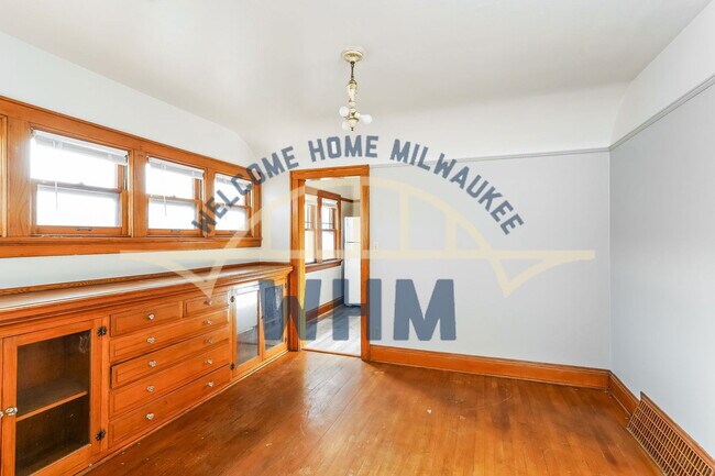 Foto del edificio - 3021 N 61st St