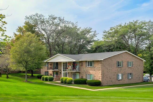 Building Photo - Armor Heights Apartments