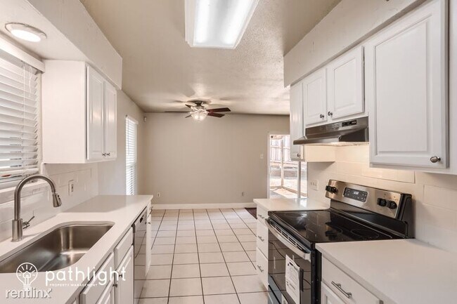 Building Photo - 3 br, 2 bath House - 4300 N Lordsburg Ct UNIT