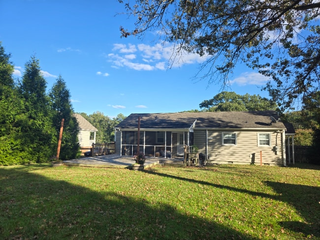 Foto del edificio - 10632 Courtney Rd