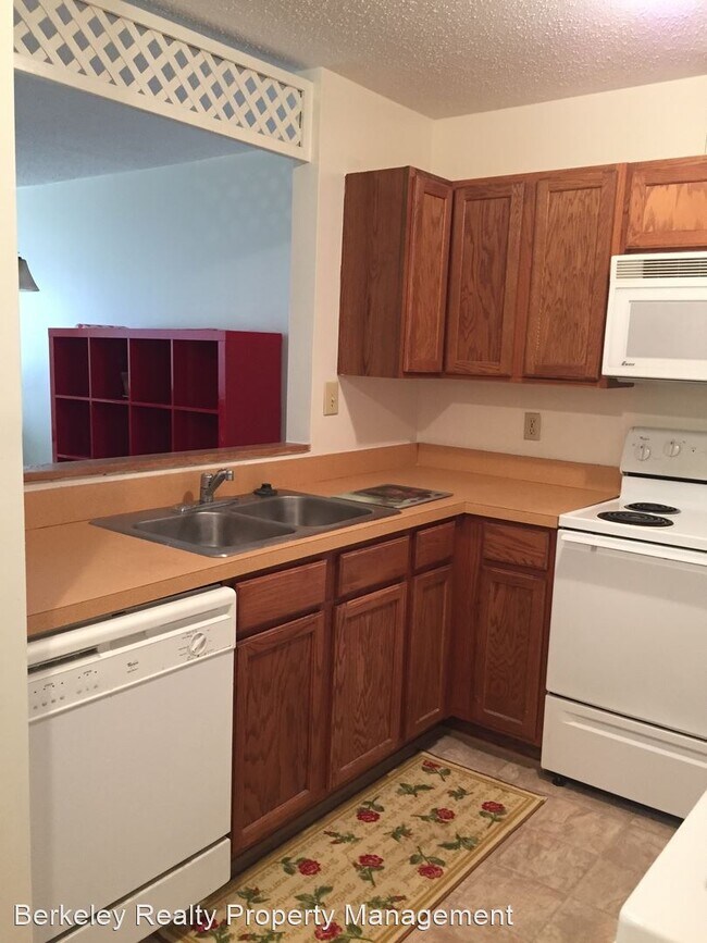 Foto del edificio - 2 br, 1 bath House - 1203 C-1 Jamestown Road