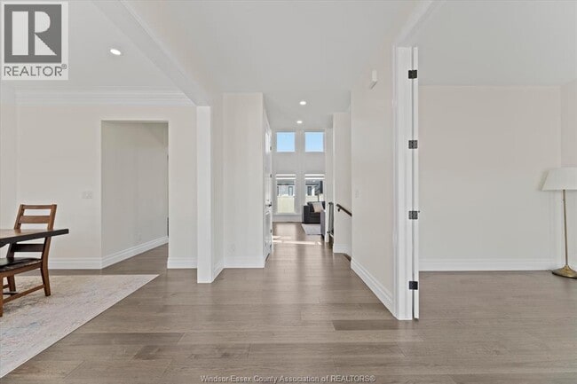 Building Photo - 601 Holburn St