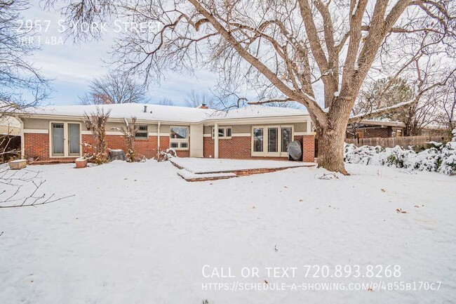 Foto del edificio - Grogeous 3 Bed 3.5 Bath Home in a Great Lo...
