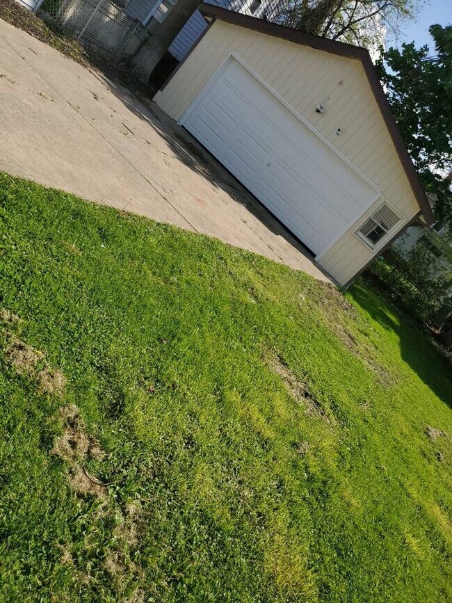 Foto del edificio - 4309 Gifford Ave