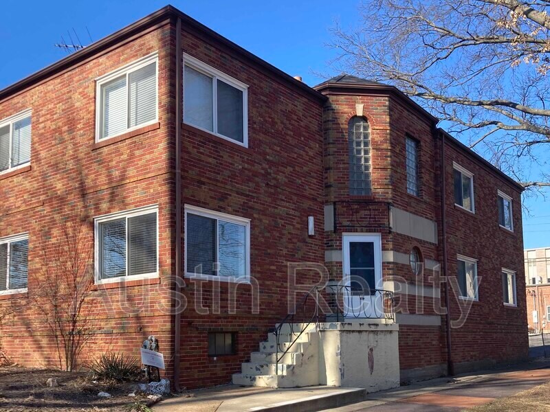 6601 Devonshire Ave Unit 2s, Saint Louis, MO 63109 Condo for Rent in