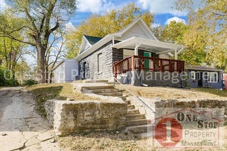 Building Photo - 6828 Bales Ave
