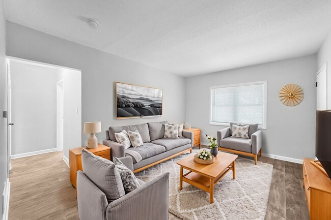 Living Room - Wakonda Village and Manor Apartment Homes