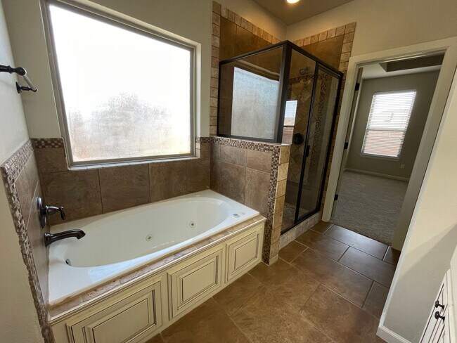 Building Photo - Deer Creek Schools