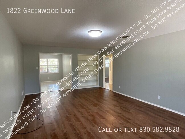 Building Photo - 1822 Greenwood Ln