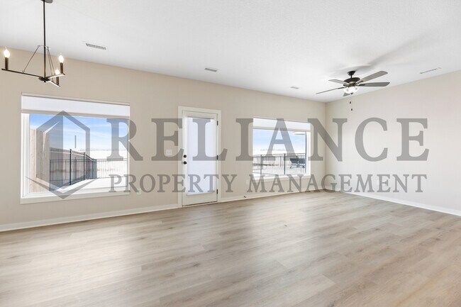 Foto del edificio - 12422 Blanford St