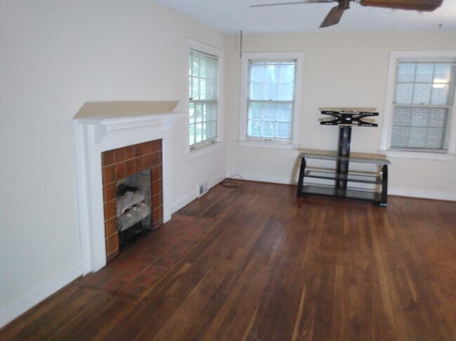 Building Photo - 531 Rosemont Gdn