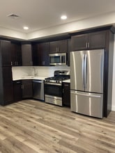 Building Photo - 369 Haverhill St