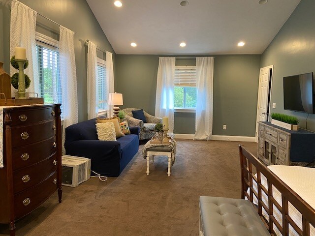 Foto principal - 2 Heritage Dr