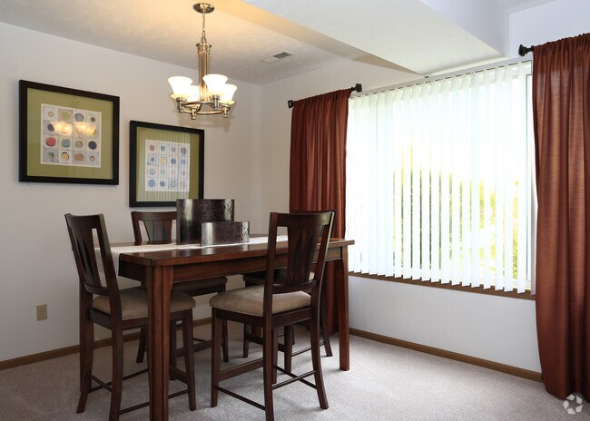 Comedor - Big Creek Apartments and Townhouses