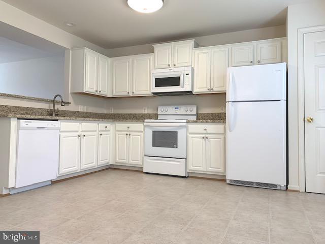 Building Photo - 411 Independence Dr