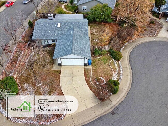 Building Photo - 839 Wild Goose Ct.  East Redding, Near Bou...