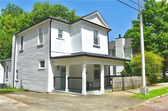 Foto del edificio - 531 Connally St SE