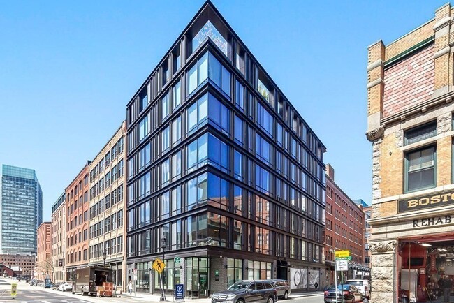 Building Photo - 10 Farnsworth St