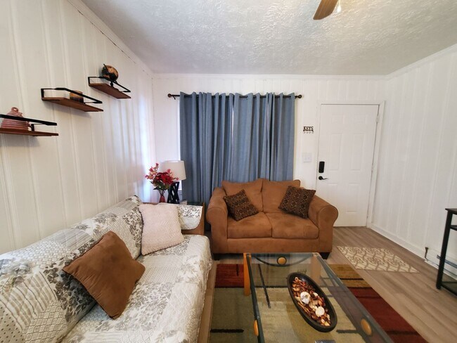 Foto del edificio - 414-B Lake Ave~ Spring Lake