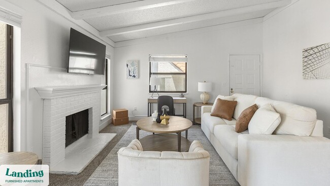 Building Photo - 5272 Tamarus St