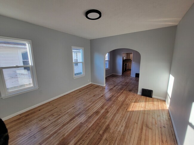 Sala de estar - 1708 Bellemeade Ave