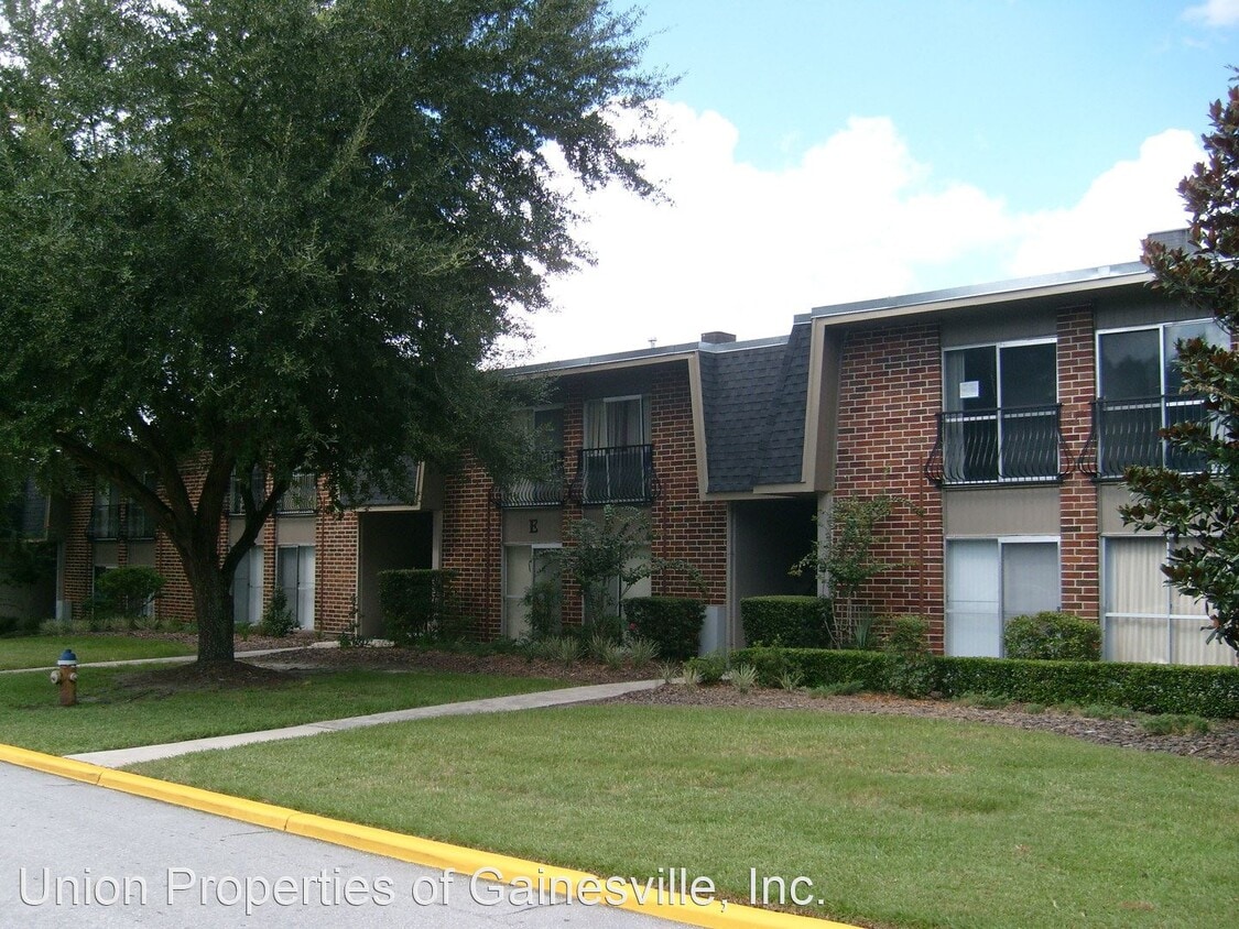 1700 SW 16 Ct, Gainesville, FL 32608 House Rental in Gainesville, FL