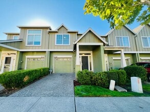 Building Photo - 1657 SW 173rd Terrace