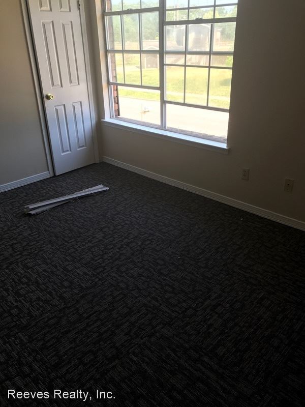 Building Photo - 2 br, 1.5 bath House - 5359 Dandale Drive-B