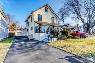 Building Photo - 158 Stout Ave