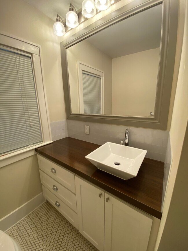 Foto del edificio - Three Bedroom Home in Grand Rapids