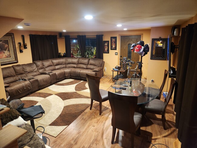 Building Photo - 3440 W Howard Ave