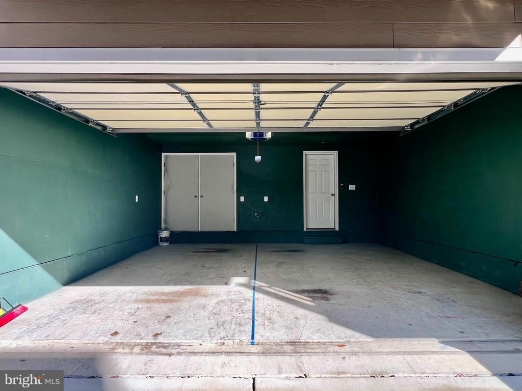 Foto principal - 8378 Sallyport St