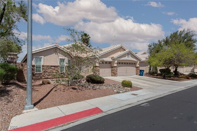 Foto del edificio - 6233 Double Oak St