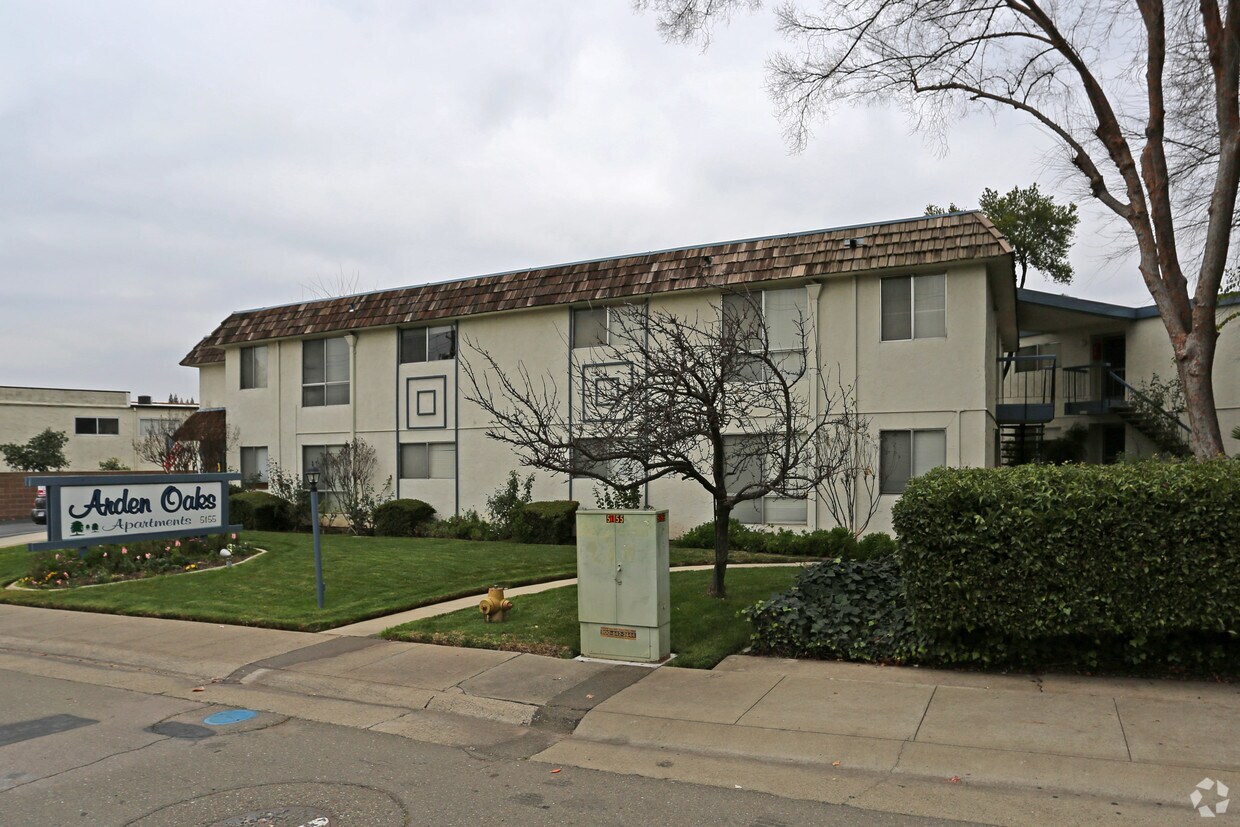 Arden Oaks Apartment Carmichael, CA