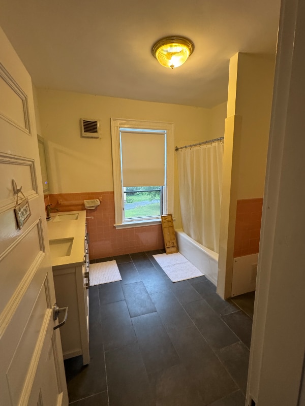 Foto del edificio - 79 College St