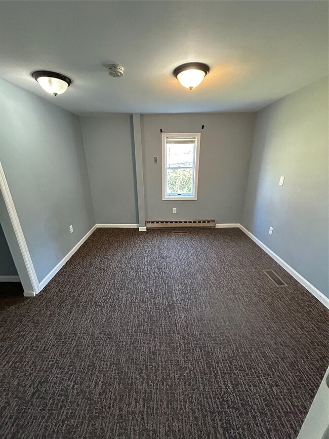Building Photo - 864 NY-22