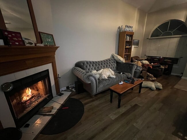 Building Photo - 2520 Checkerberry Dr