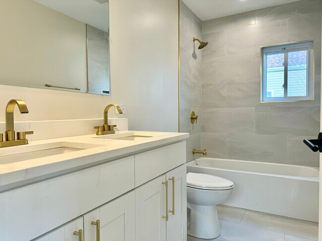Foto del edificio - 3135 S 53rd Ave