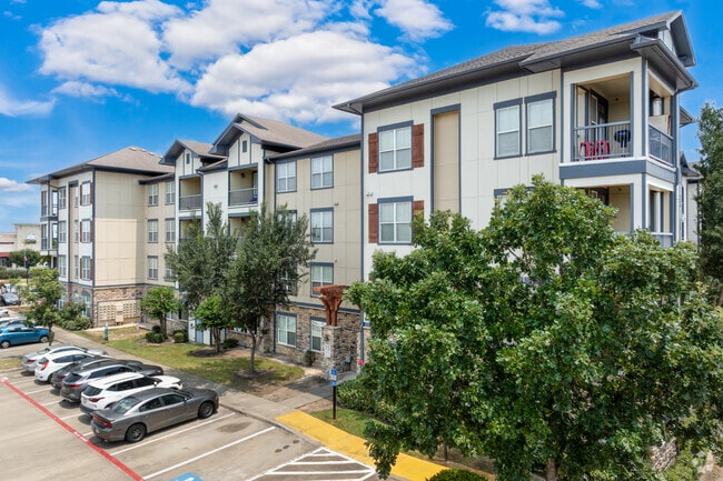 Building Photo - Katy Ranch Apartments