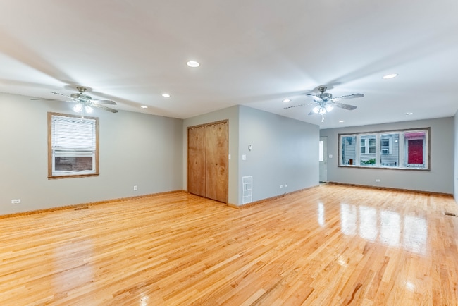 Building Photo - 1926 S Shelby Ct