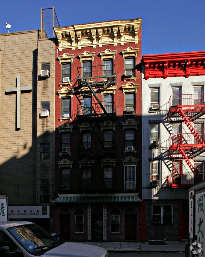 Foto principal - 99 Madison St