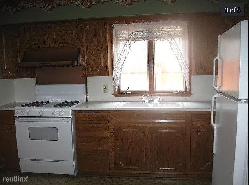 Foto del edificio - 3646 NE Tyler St