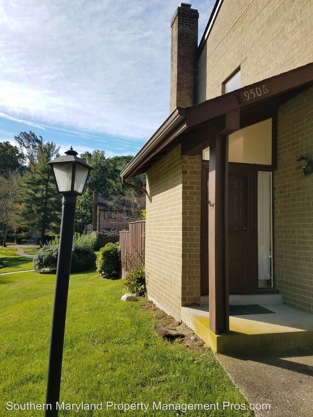 Building Photo - 3 br, 2.5 bath House - 9506 Kilimanjaro Road