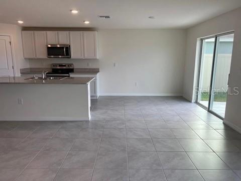 Foto del edificio - 16767 Sunburst Lake St