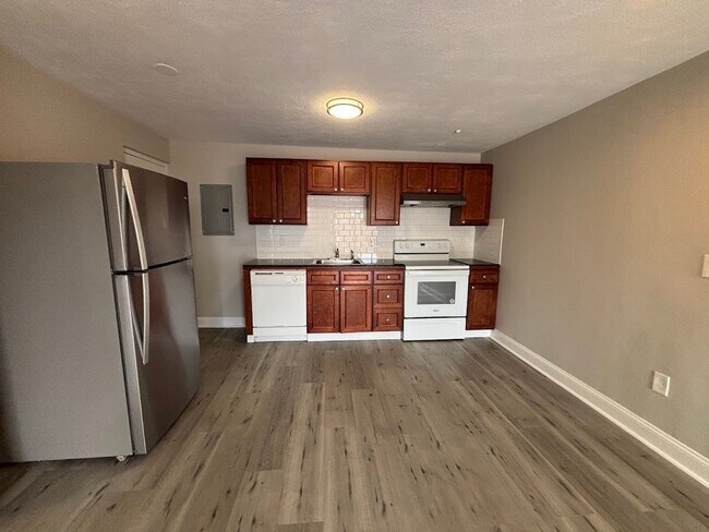 Interior Photo - Harvard Street Apartments