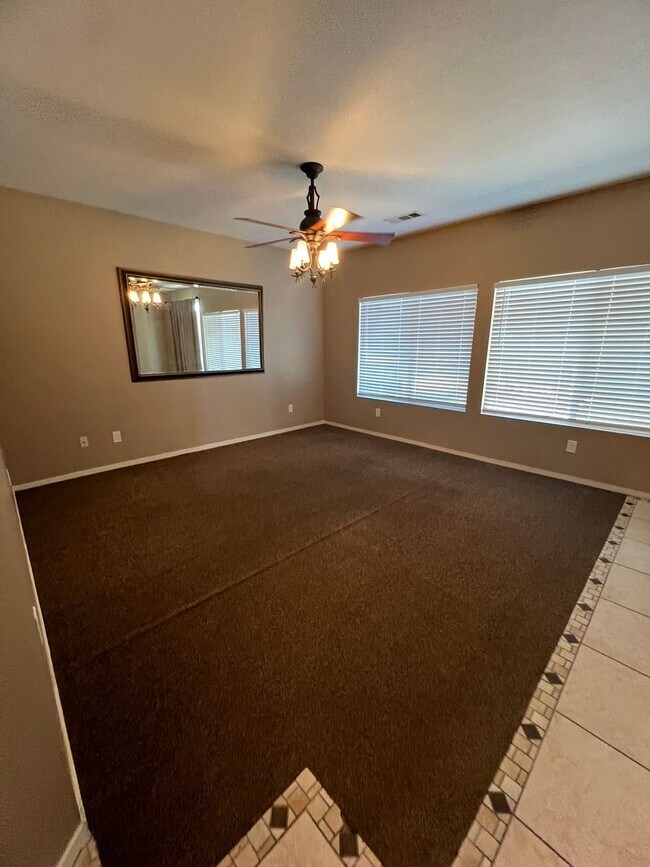 Building Photo - 2614 Almaden St