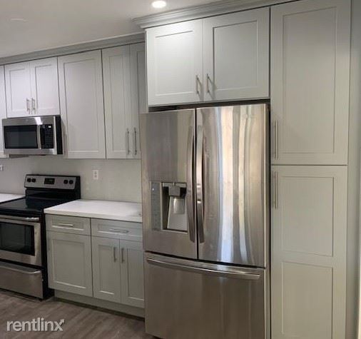 Primary Photo - 2 br, 2 bath Condo - 2708 S University Dr ...