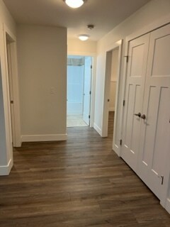 Photo du bâtiment - 10416-B-10499 99 Ave