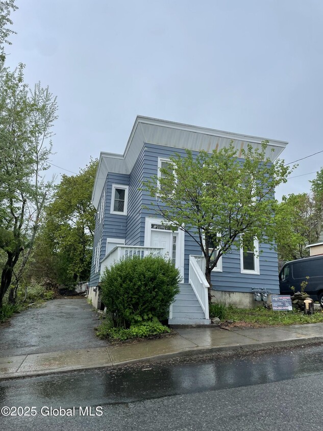Primary Photo - 10 Orange St